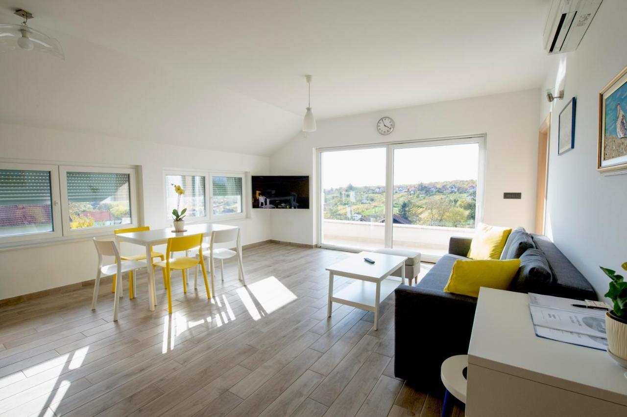 Apartman Grc Leilighet Dugo Selo Eksteriør bilde