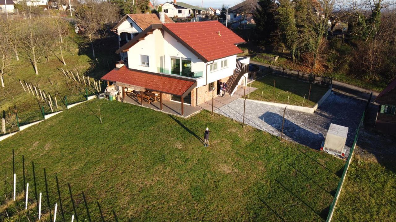 Apartman Grc Leilighet Dugo Selo Eksteriør bilde
